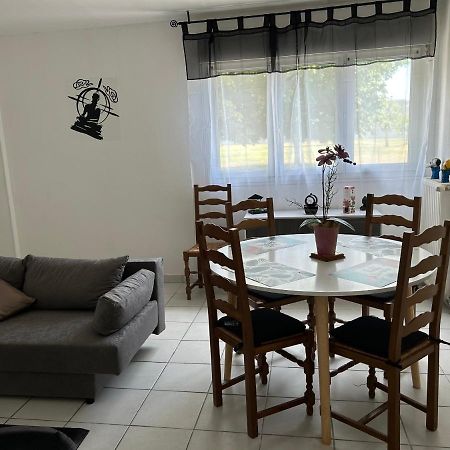 Chez Chris Apartment ลีบอร์น ภายนอก รูปภาพ