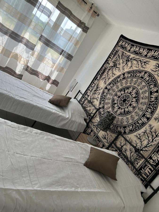 Chez Chris Apartment ลีบอร์น ภายนอก รูปภาพ